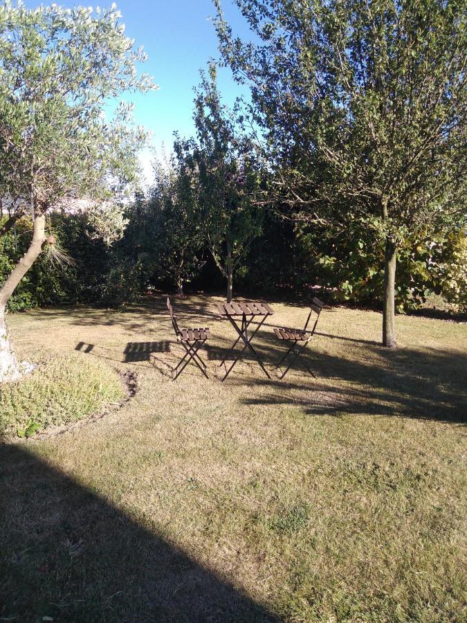 Chambre Agreable Au Calme Saint-Hilaire-Petitville Exterior foto